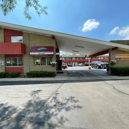 Vibe Inn - Whirlpools Suites - Lyons ภายนอก รูปภาพ